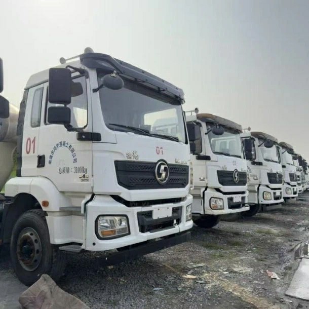 Shaanxi Automobile Delong 6x4 10-cubic-meter Concrete Mixer Truck